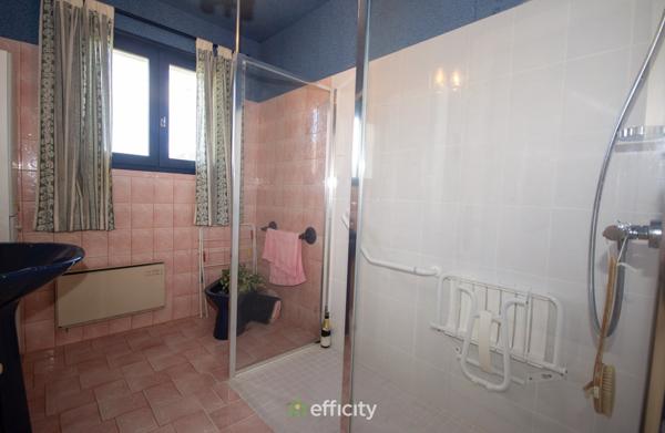 Maison 6 pièces - 230 m² Exclusivité efficity