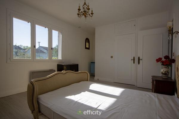 Maison 6 pièces - 230 m² Exclusivité efficity