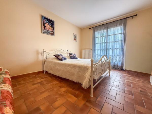 Saint-Raphaël Valescure-Nouveauté villa plain pied dans domaine fermé 3 chambres/garage/piscine