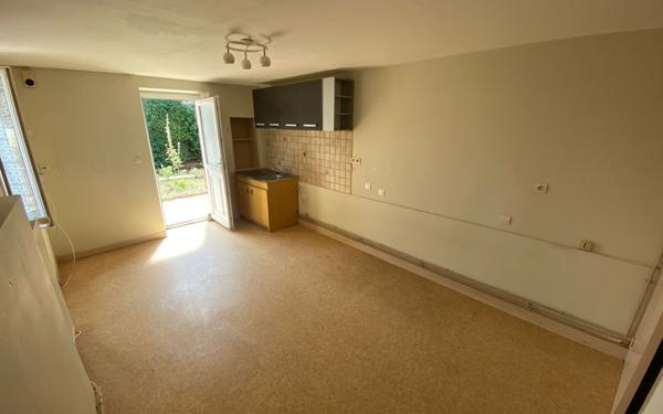 Maison à vendre    5 pièces •  Couzeix