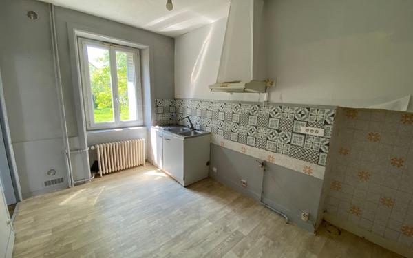 Maison à vendre    5 pièces •  Couzeix