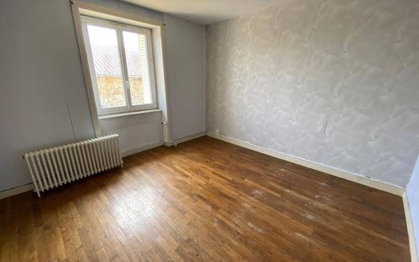 Maison à vendre    5 pièces •  Couzeix