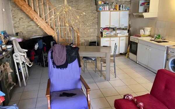 Appartement à vendre    3 pièces •  Saint-Gilles