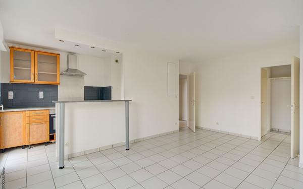 Appartement à vendre    3 pièces • 54,33 m2 Montrabé