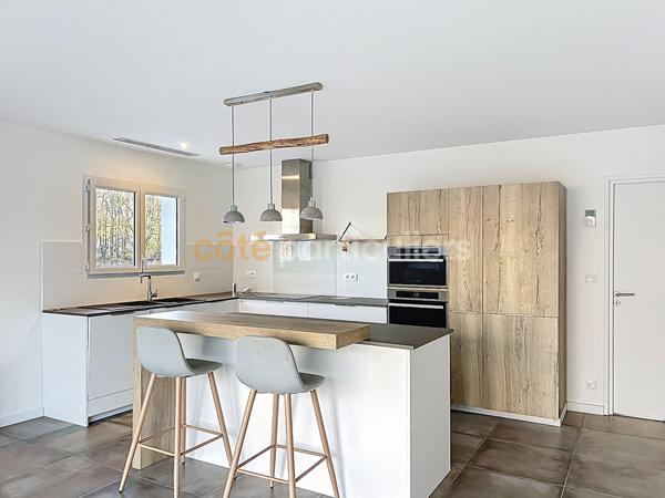 Vente Maison93 m² - 4 Pièces - URCUIT (64990)