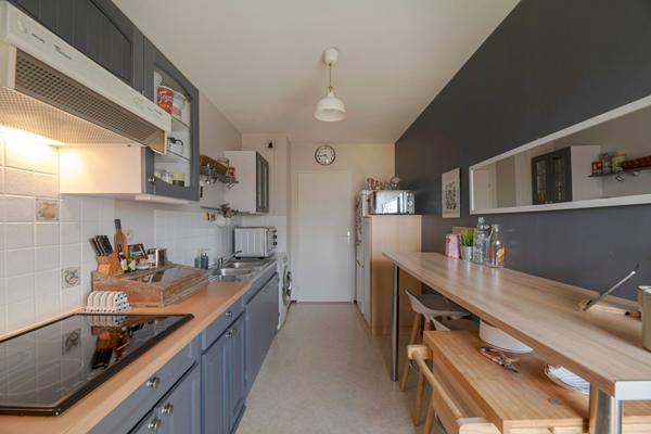 APPARTEMENT - RENNES - SAINT-HELIER - T5 - DOUBLE GARAGE - VUE DEGAGEE