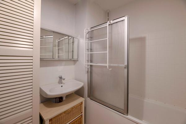 APPARTEMENT - RENNES - SAINT-HELIER - T5 - DOUBLE GARAGE - VUE DEGAGEE