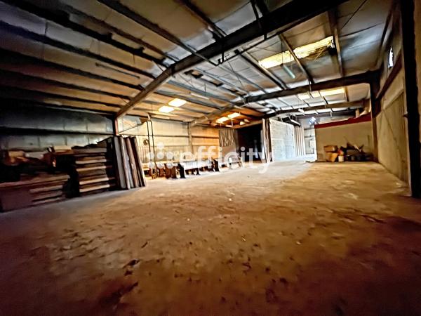 Local Commercial - 400 m² Exclusivité efficity