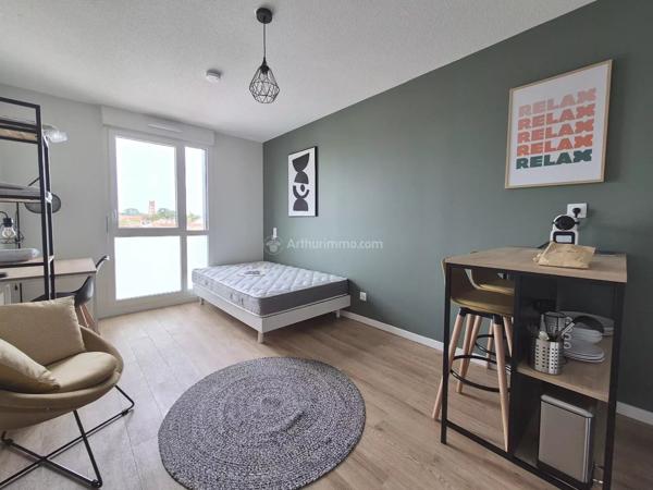 Location                                                      Appartement
                        
                     1 pièces                      20 m2                     à Albi