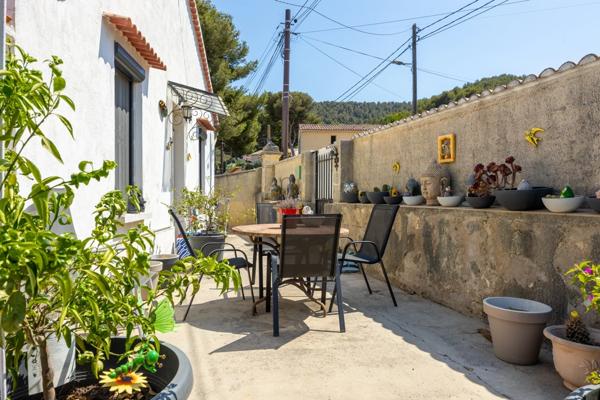 ***VISITE VIRTUELLE DISPONIBLE SUR DEMANDE…LA MILLIÈRE LIMITE LA PENNE-SUR-HUVEAUNE…MAISON 195m²… 5 CHAMBRES…PISCINE…JARDIN…DOUBLE LOGEMENT…VUE À COUPER LE SOUFFLE…RARE À LA VENTE***