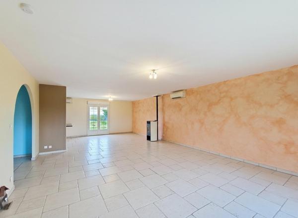 SPACIEUSE MAISON RECENTE A LA CAMPAGNE