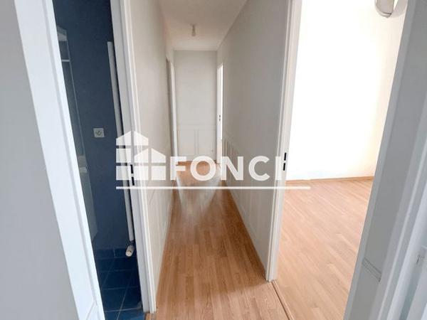 Location Appartement 4 pièces 86.3 m² - 2 RUE NICOLAS DAVANNE Meulan 78250