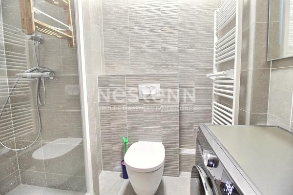 Appartement  récent Meublé à Courbevoie 3 pièces 55.44 m2  calme + Terrasse + Parking
