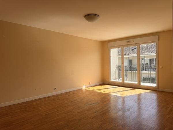 Appartement à vendre 499 500 € Bordeaux 3 p 73 m² DPE C