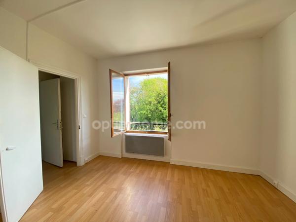 Immeuble de 3 appartements à vendre à NOISY SUR OISE (95)