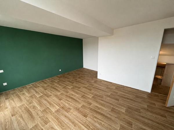 Maison à vendre 86 336 € Ruffec 3 p 91 m² DPE D
