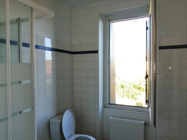 Maison de Maître trois appartements et dépendances
