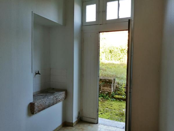 Maison de Maître trois appartements et dépendances