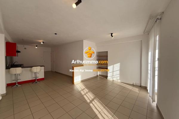 Location Appartement 1 pièces 34 m2 à Guillestre
