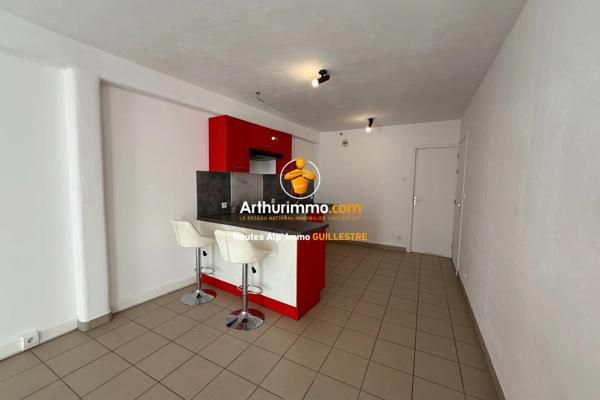 Location Appartement 1 pièces 34 m2 à Guillestre