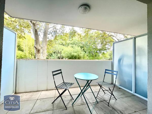Appartement à louer 1 pièce 24.67m² Toulon (83100)