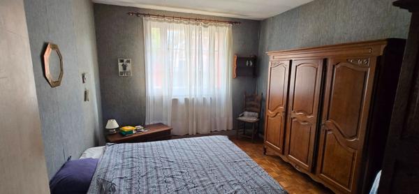 Maison familiale 240 m² - 4 chambres -Terrain 1 320 m² - Proche N4