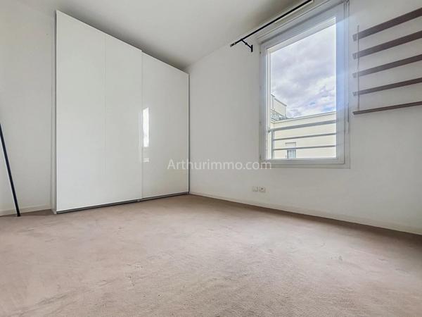 Vente                                                      Appartement
                        
                     3 pièces                      53 m2                     à Limeil-Brévannes