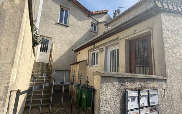 Appartement à louer    1 pièce •  Clichy-sous-Bois