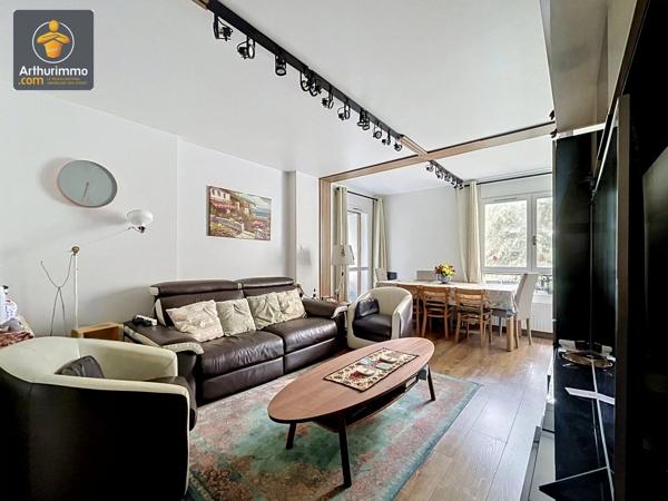 Vente                                                      Appartement
                        
                     3 pièces                      67 m2                     à Boissy-Saint-Léger
