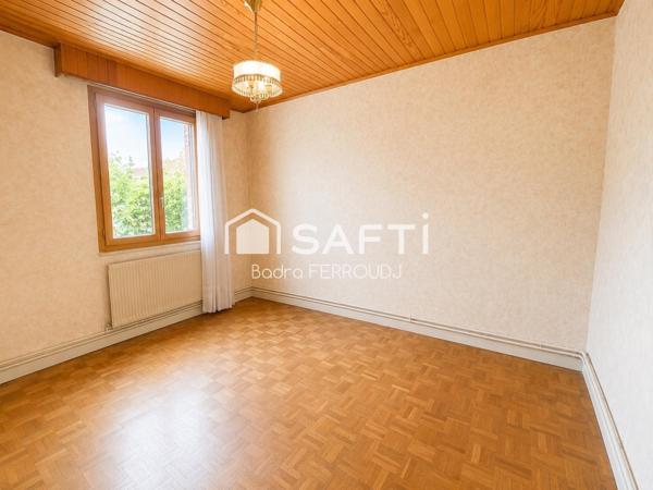 Maison lumineuse et spacieuse.