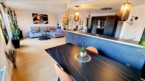 Appartement à vendre |  Laroque-des-Arcs |  5 pièces | 117 m²