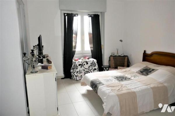 Appartement de standing de type F4 avec balcon