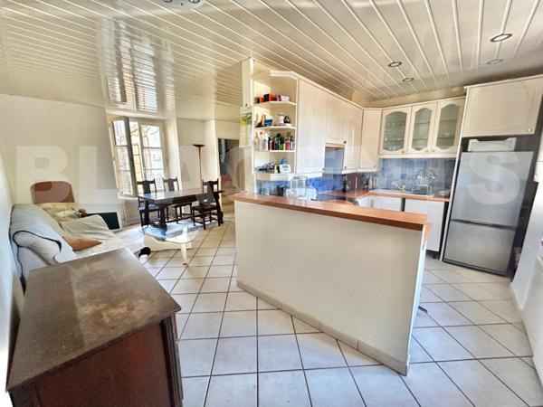 Rambouillet, Duplex T3 avec jardin et atelier, face au parc du château à 5 min à pied des commerces