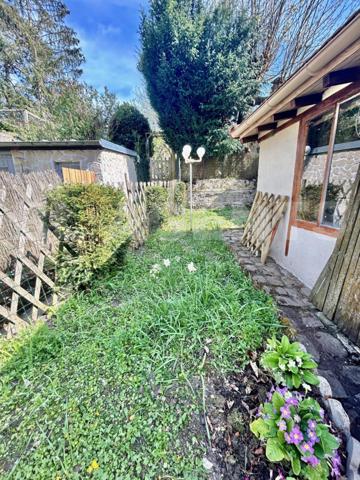 Rambouillet, Duplex T3 avec jardin et atelier, face au parc du château à 5 min à pied des commerces