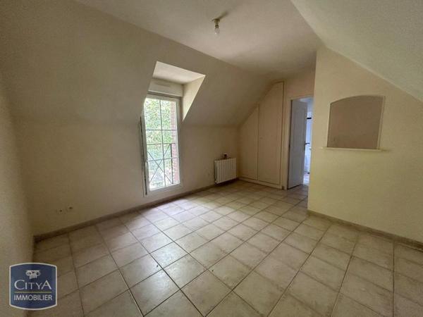 Appartement à louer 2 pièces 47m² Châteauneuf-sur-Loire (45110)
