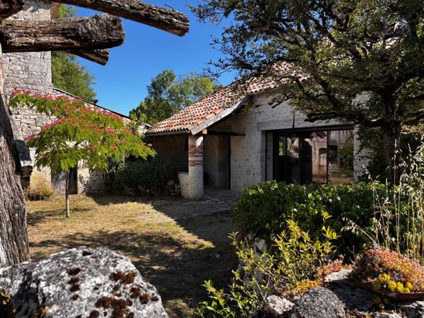 Vente fermette 209 m² 8 Pièces Montaigu-de-Quercy