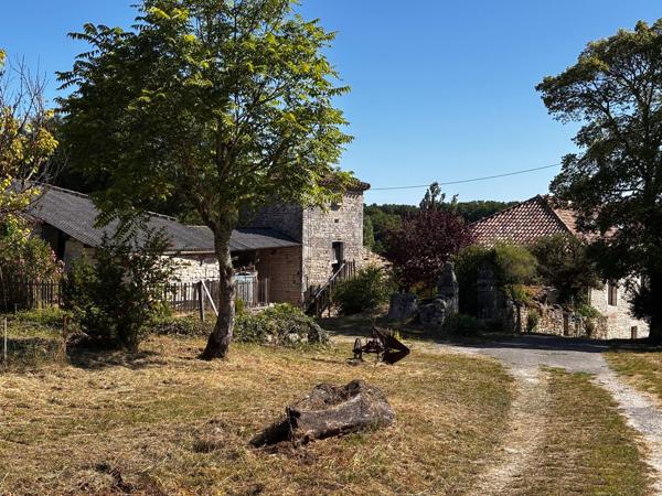 Vente fermette 209 m² 8 Pièces Montaigu-de-Quercy