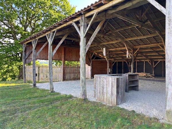 Vente fermette 209 m² 8 Pièces Montaigu-de-Quercy