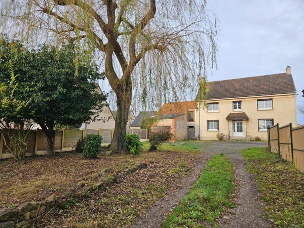 Maison à vendre à Valognes dans la Manche (50700), ref : 411