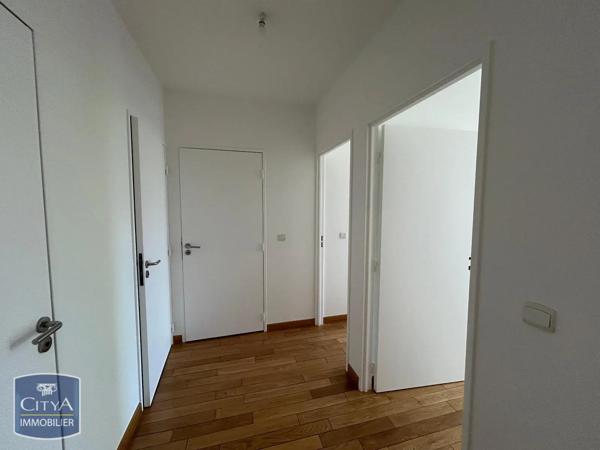 Appartement à louer 4 pièces 115.7m² Meaux (77100)