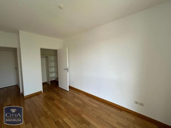 Appartement à louer 4 pièces 115.7m² Meaux (77100)