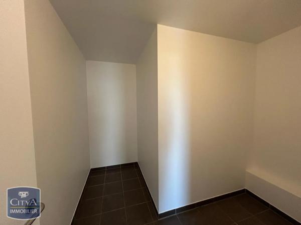 Appartement à louer 4 pièces 115.7m² Meaux (77100)