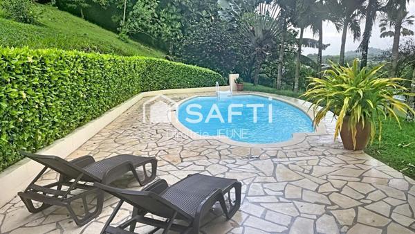 Villa T4 de standing avec piscine