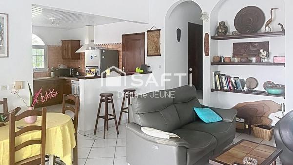 Villa T4 de standing avec piscine