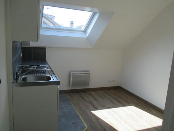Appartement Reims 2 pièce(s) 16 m2 - rue Danton (2ème étage)