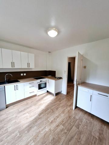 MAISON 3 CHAMBRES AVEC JARDIN A VEYMERANGE