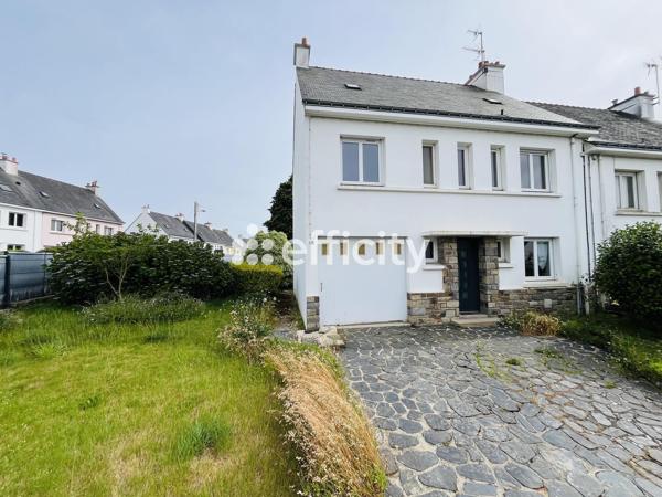 Maison
         5 pièces
        - 102 m² 246 330 € *