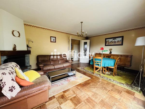 Maison
         5 pièces
        - 102 m² 246 330 € *