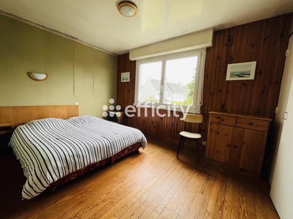 Maison
         5 pièces
        - 102 m² 246 330 € *