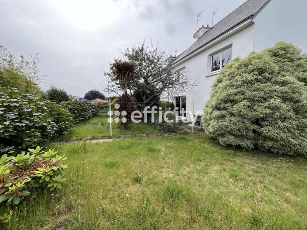 Maison
         5 pièces
        - 102 m² 246 330 € *
